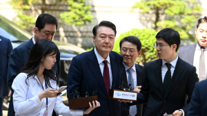 尹 4차 공판도 지상으로 출입…법원 “방침 유지”