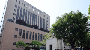 ‘서부지법 난동’ 취재진 폭행·월담 2명 1심서 징역형