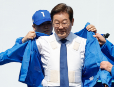 이재명, 내주 ‘방탄 유리막’ 사용…“테러 위협” [21대 대선]