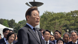 이재명 “4년 연임제 추진, 나는 대상 아냐…대통령 권한 남용 막아야”