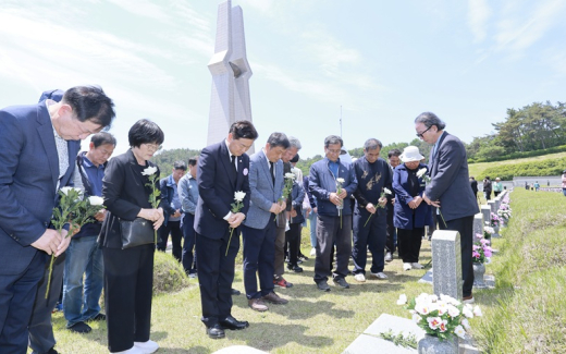 전북자치도, 5·18 민주화운동 45주년 추모···오월 정신 되새겨