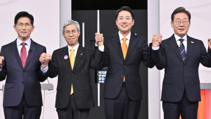 이재명 “재생에너지 중심 전환” vs 김문수 “원전은 값싸고 안전해”