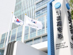 무디스마저 美신용등급 하향…정부 “변동성 주시”