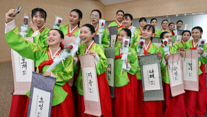 ‘저도 어른입니다’ 숙대, 외국인 유학생 성년례 개최