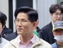 김문수 “이재명 방탄 심판해야…도둑이 경찰서 없애자는 격” [21대 대선]