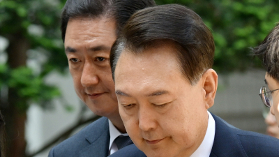 尹 국민의힘 탈당, 국민 59.2% ‘동의’ [쿠키뉴스 여론조사]