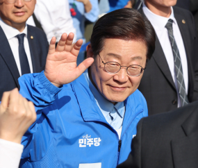 이재명 “진짜 보수는 법과 상식 지키는 것…이재명이 감당하겠다” [쿡 정치포토]
