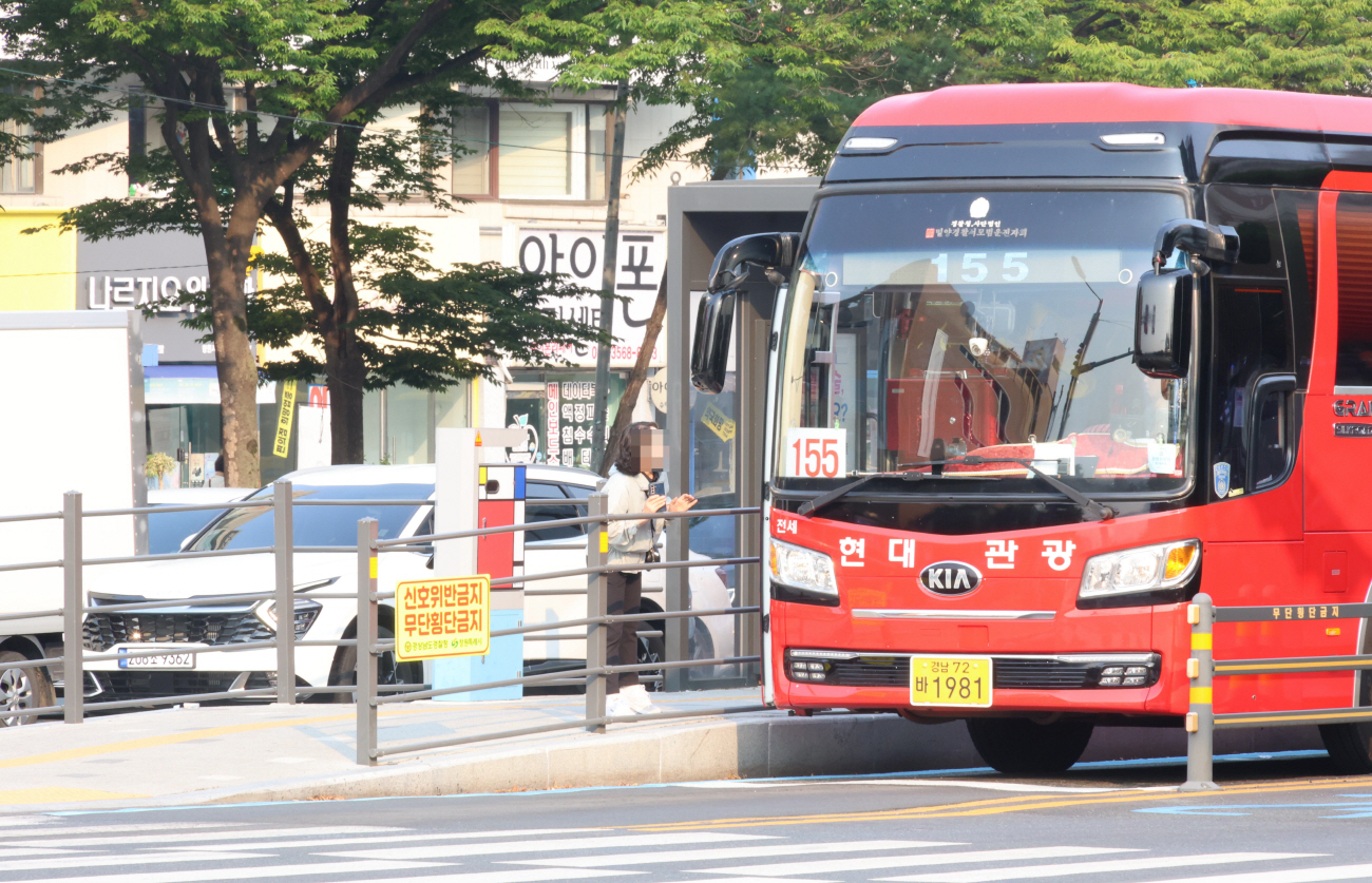 창원 시내버스 파업 돌입…669대 전면 운행 중단