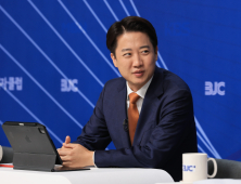 ‘여성혐오 발언’ 비판에 이준석 “순화해서 말한 것” [21대 대선]