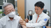 RSV 백신 ‘아렉스비’ 국내 접종 시작…다음달부터 전국 확대